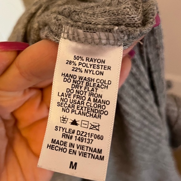 Double Zero Midi Ribbed Dress - Picture 11 of 11